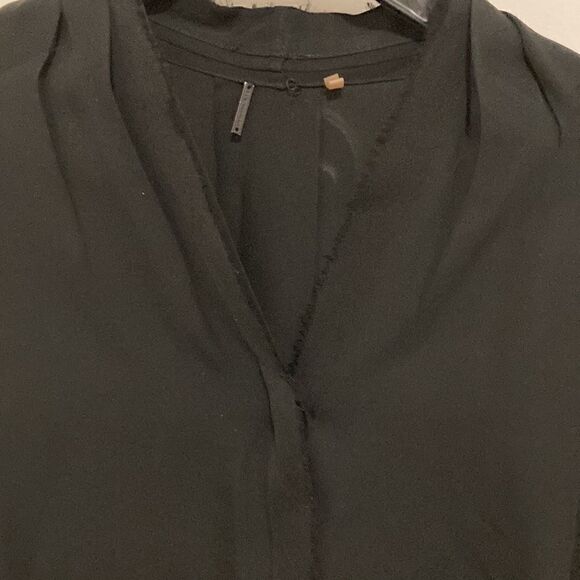 Elie Tahari Silk Black Blouse with Raw Edges, Long Sleeve,Button Front. Size XS. - Picture 2 of 7
